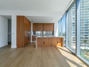 175 SE 25 Rd 501, Miami FL 33129