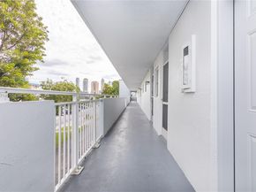 3600 NE 170th St 308, North Miami Beach FL 33160