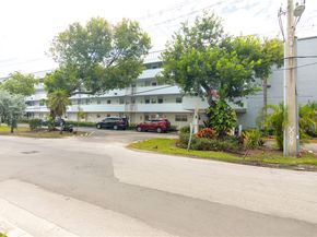 3600 NE 170th St 308, North Miami Beach FL 33160