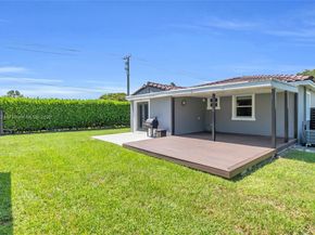 6490 SW 37th St, Miami FL 33155