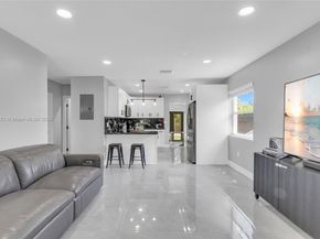 6490 SW 37th St, Miami FL 33155