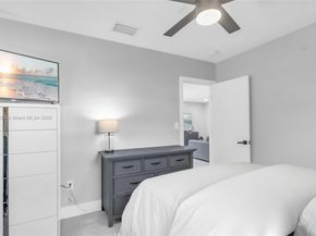 6490 SW 37th St, Miami FL 33155