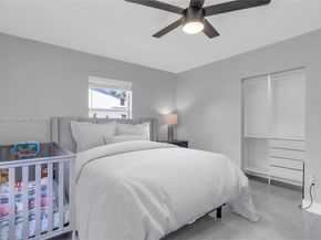 6490 SW 37th St, Miami FL 33155