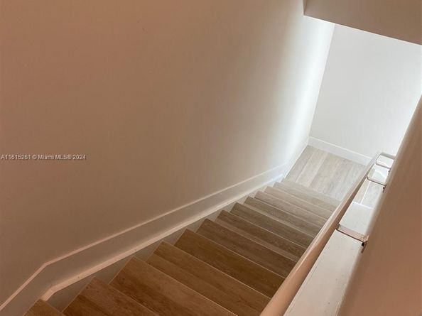 2505 NE 193rd St 4207, Miami FL 33180