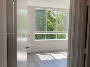 2505 NE 193rd St 4207, Miami FL 33180