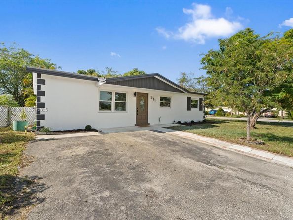 511 SW 72nd Ave, North Lauderdale FL 33068