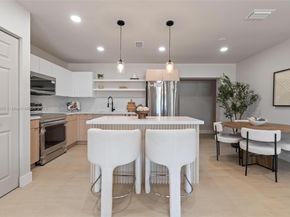 511 SW 72nd Ave, North Lauderdale FL 33068