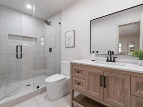 511 SW 72nd Ave, North Lauderdale FL 33068