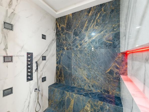 5121 SW 210th Ter, Southwest Ranches FL 33332