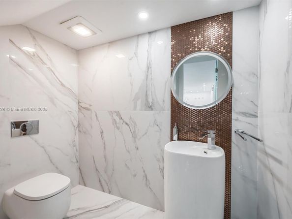 5121 SW 210th Ter, Southwest Ranches FL 33332