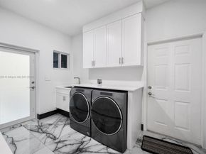 5121 SW 210th Ter, Southwest Ranches FL 33332