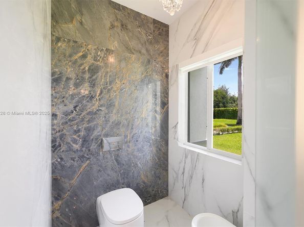 5121 SW 210th Ter, Southwest Ranches FL 33332