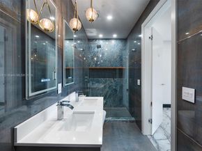 5121 SW 210th Ter, Southwest Ranches FL 33332