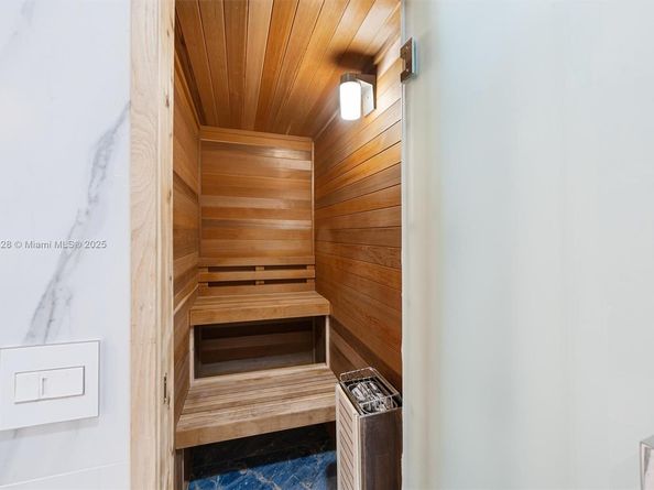 5121 SW 210th Ter, Southwest Ranches FL 33332