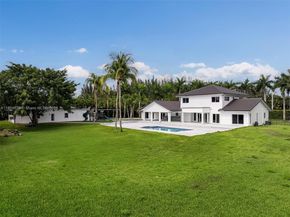 5121 SW 210th Ter, Southwest Ranches FL 33332