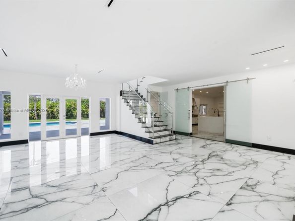 5121 SW 210th Ter, Southwest Ranches FL 33332