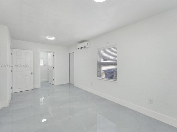 6930 SW 24th Ct, Miramar FL 33023