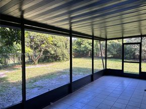 8801 SW 9th Ct, Pembroke Pines FL 33025