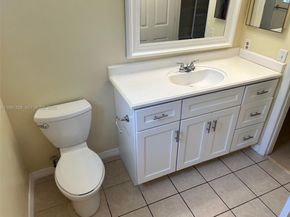 8801 SW 9th Ct, Pembroke Pines FL 33025