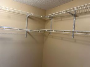 8801 SW 9th Ct, Pembroke Pines FL 33025