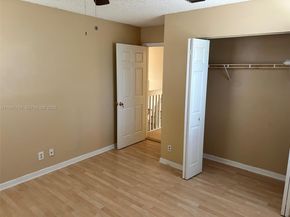 8801 SW 9th Ct, Pembroke Pines FL 33025