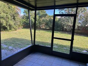 8801 SW 9th Ct, Pembroke Pines FL 33025