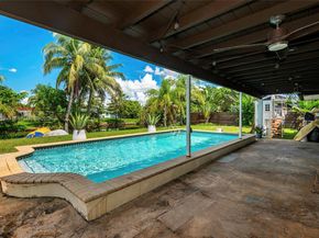 9865 SW 16th St, Miami FL 33165