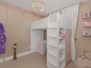 9865 SW 16th St, Miami FL 33165
