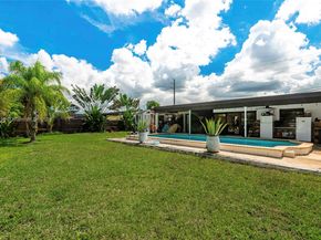 9865 SW 16th St, Miami FL 33165
