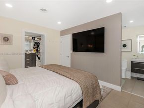 9865 SW 16th St, Miami FL 33165