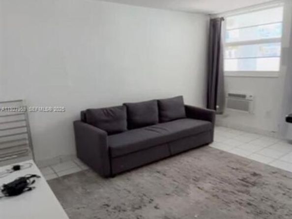 335 Collins Ave 302, Miami Beach FL 33139