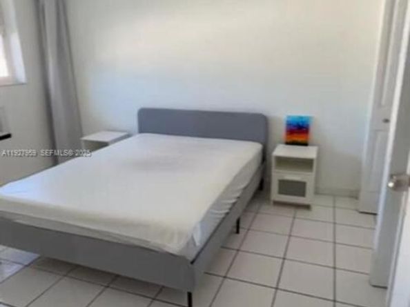 335 Collins Ave 302, Miami Beach FL 33139