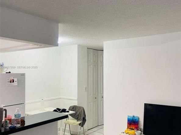 335 Collins Ave 302, Miami Beach FL 33139