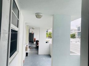 335 Collins Ave 302, Miami Beach FL 33139