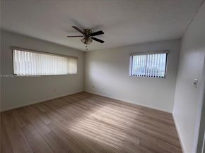 9873 N Belfort Cir 215, Tamarac FL 33321