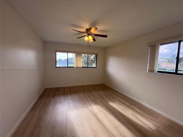 9873 N Belfort Cir 215, Tamarac FL 33321
