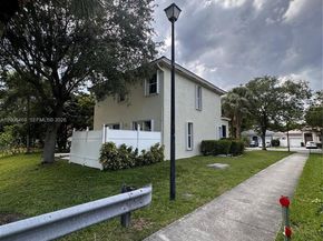 4852 NW 19th St, Coconut Creek FL 33063