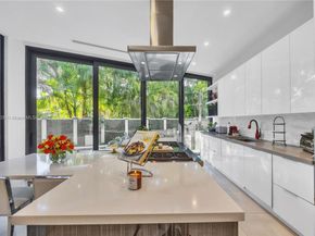 3764 Carmen Ct, Miami FL 33133