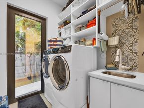 3764 Carmen Ct, Miami FL 33133