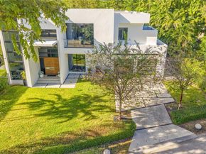 3764 Carmen Ct, Miami FL 33133