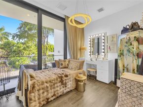 3764 Carmen Ct, Miami FL 33133