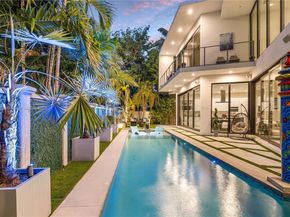 3764 Carmen Ct, Miami FL 33133