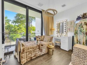 3764 Carmen Ct, Miami FL 33133