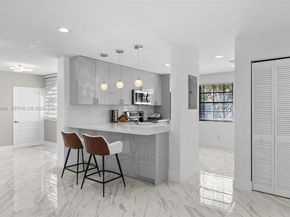 3549 Magellan Cir 418, Aventura FL 33180
