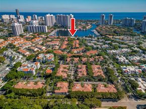 3549 Magellan Cir 418, Aventura FL 33180