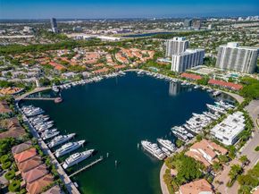 3549 Magellan Cir 418, Aventura FL 33180