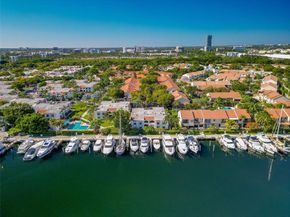 3549 Magellan Cir 418, Aventura FL 33180