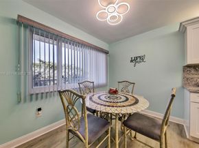 7448 N Devon Dr 305, Tamarac FL 33321