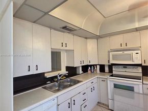 2805 Victoria Way H2, Coconut Creek FL 33066