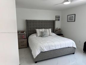 733 SW 99th Ct Cir, Miami FL 33174